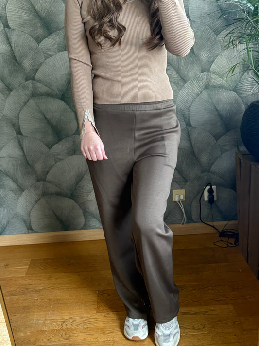 Jogging broek groen.