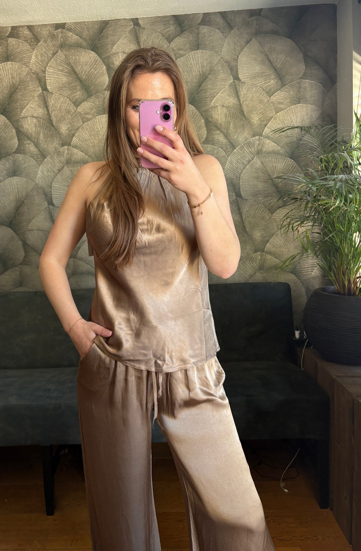 Silky top bronze.