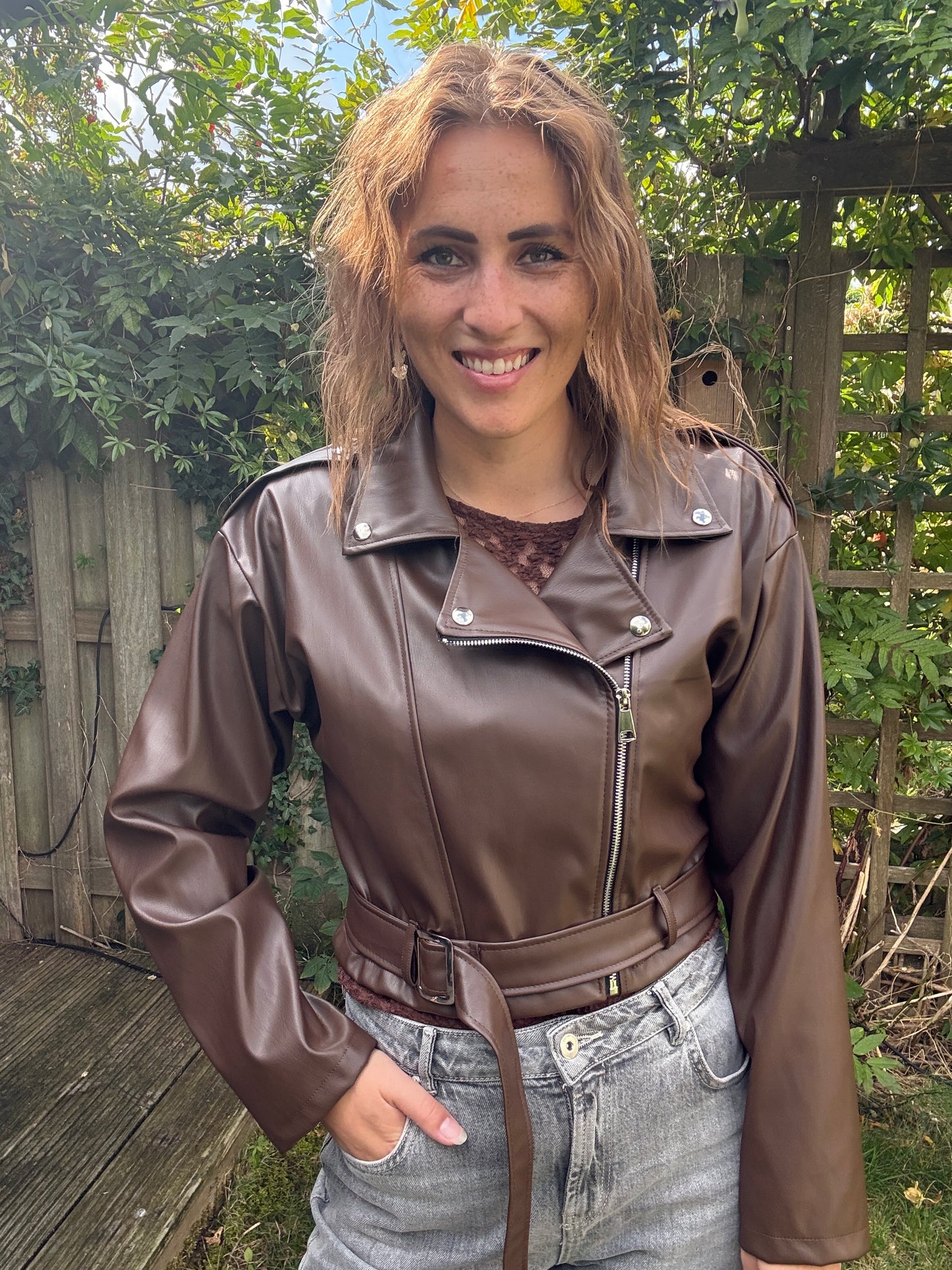 Leather look jasje bruin